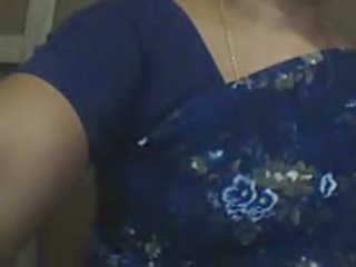 Middle-aged Indian Aunty Showing Breasts